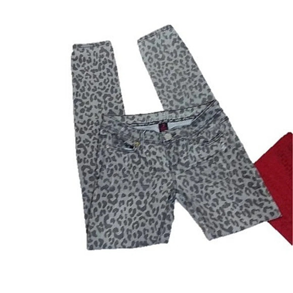Almost Famous Leopard Print Jeans - Picture 6 of 9